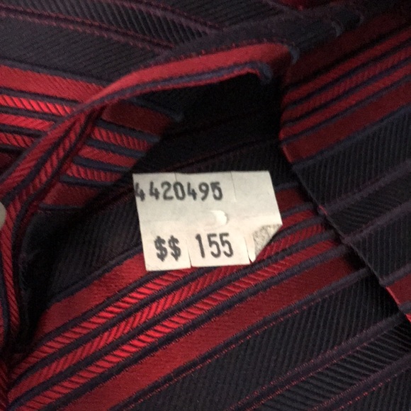 Vintage Gianni Viera Made in Italy Men’s Silk Tie Red and Blue - Picture 3 of 8